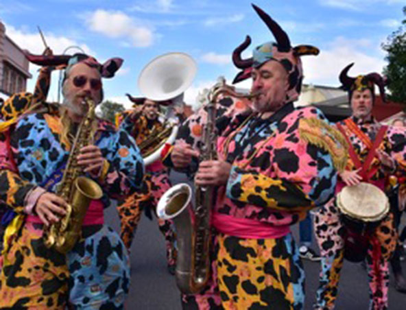 Melbourne Roving Band No Bull